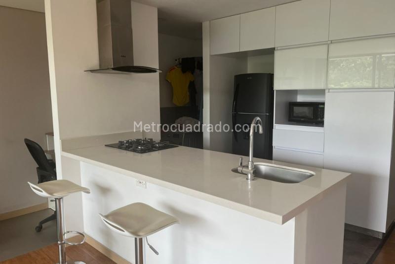 1BR Apartment in El Poblado (63 m²) - 5