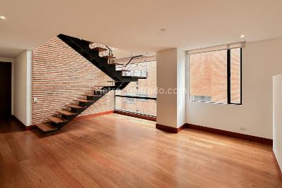 Apartamento de 3 alcobas en venta en Chico Alto, Bogotá, 216 m² · foto 5 de 20