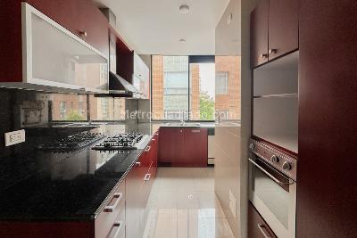 Apartamento de 3 alcobas en venta en Chico Alto, Bogotá, 216 m² · foto 7 de 20