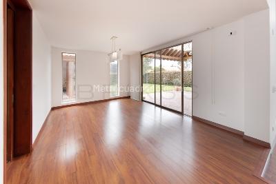 Casa de 4 alcobas en venta en Chia, Chía, 327 m² · foto 2 de 20