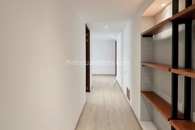 Apartamento de 4 alcobas en venta en Chico, Bogotá, 252 m² · foto 12 de 20