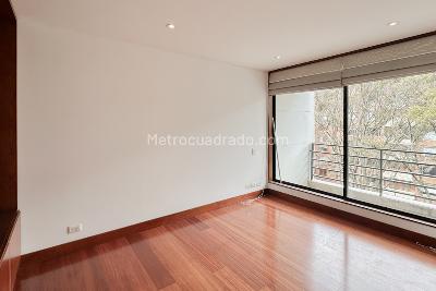 Apartamento de 4 alcobas en venta en Chico, Bogotá, 252 m² · foto 4 de 20