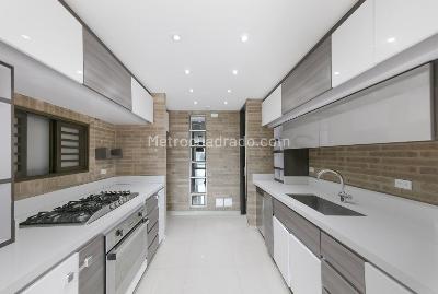 Apartamento de 4 alcobas en venta en Santa Paula, Bogotá, 300 m² · foto 4 de 20