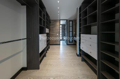 Apartamento de 4 alcobas en venta en Santa Paula, Bogotá, 300 m² · foto 8 de 20