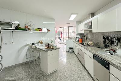 Apartamento de 3 alcobas en arriendo en Chico Reservado, Bogotá, 270 m² · foto 19 de 20