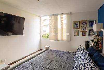 Apartamento de 3 alcobas en venta en Laureles, Medellín, 165 m² · foto 14 de 20
