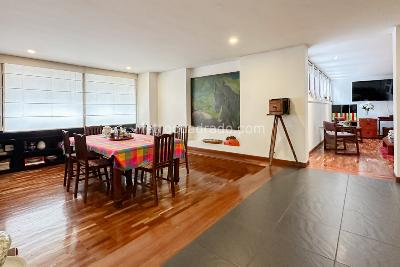 Apartamento de 3 alcobas en venta en Quinta Camacho, Bogotá, 258 m² · foto 4 de 20