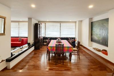 Apartamento de 3 alcobas en venta en Quinta Camacho, Bogotá, 258 m² · foto 5 de 20