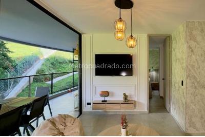 Apartamento de 1 alcoba en venta en Envigado, Envigado, 44 m² · foto 1 de 12