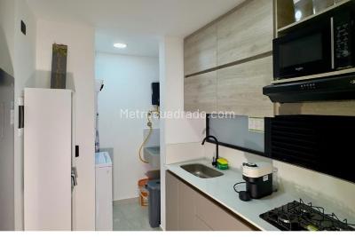 Apartamento de 1 alcoba en venta en Envigado, Envigado, 44 m² · foto 9 de 12