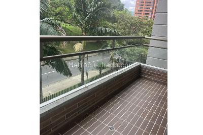Apartamento de 1 alcoba en venta en Los Balsos, Medellín, 63 m² · foto 8 de 13