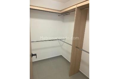 Apartamento de 1 alcoba en venta en Los Balsos, Medellín, 63 m² · foto 11 de 13