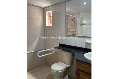 Apartamento de 3 alcobas en venta en Laureles, Medellín, 205 m² · foto 5 de 16