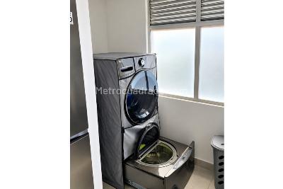 Apartamento de 2 alcobas en venta en Rionegro, Rionegro, 72 m² · foto 3 de 8