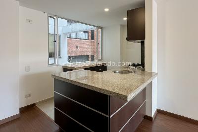 Apartamento en arriendo en Country, Bogotá · foto 4 de 16