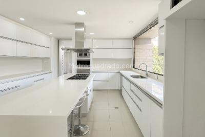 Casa en arriendo en San Jose De Bavaria, Bogotá · foto 10 de 20