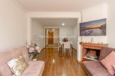 Apartamento de 3 alcobas en arriendo en Chico Norte Iii, Bogotá, 96 m² · foto 2 de 15