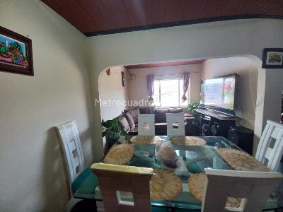 Casa de 5 alcobas en venta en Ciudadela Sucre, Soacha, 220 m² · foto 14 de 19