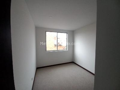 Apartamento de 3 alcobas en venta en Conjunto Residencial Campobelo 5, Mosquera, 78 m² · foto 10 de 20