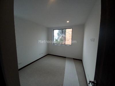 Apartamento de 3 alcobas en venta en Conjunto Residencial Campobelo 5, Mosquera, 78 m² · foto 14 de 20