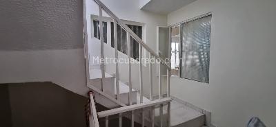Casa de 5 alcobas en venta en Boita, Bogotá, 252 m² · foto 3 de 15