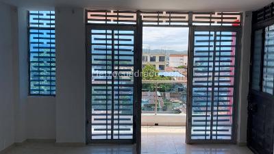 Apartamento de 3 alcobas en venta en Alto De La Cruz, Girardot, 170 m² · foto 5 de 17