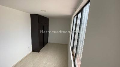 Apartamento de 3 alcobas en venta en Alto De La Cruz, Girardot, 170 m² · foto 7 de 17