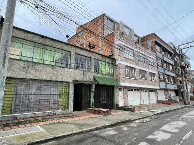 Casa de 3 alcobas en venta en Fontibon Centro, Bogotá, 85 m² · foto 2 de 12