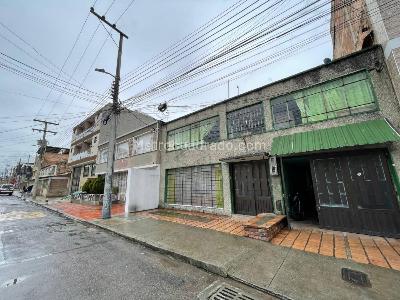 Casa de 3 alcobas en venta en Fontibon Centro, Bogotá, 85 m² · foto 4 de 12