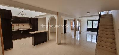 Casa de 3 alcobas en venta en Villa Paul, Funza, 84 m² · foto 3 de 19