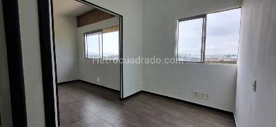 Apartamento en venta en Mosquera, Mosquera · foto 2 de 8