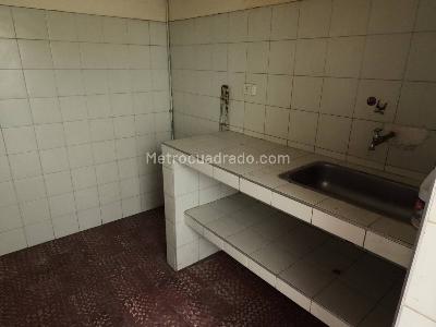Casa de 5 alcobas en venta en Nueva Delicias, Bogotá, 315 m² · foto 8 de 19