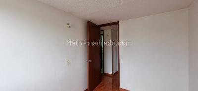 Apartamento de 3 alcobas en venta en Parque Residencial Puerto Luna, Mosquera, 55 m² · foto 7 de 11