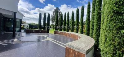 Casa de 5 alcobas en venta en Agrupacion De Vivienda Quintas Del Serrezuela, Mosquera · foto 5 de 20