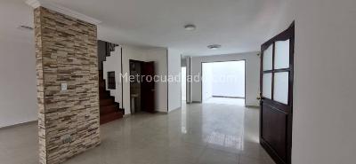 Casa en venta en Conj, Mosquera · foto 3 de 15