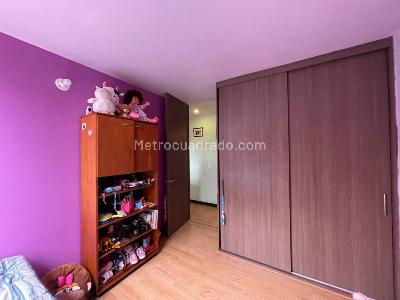 Apartamento en venta en El Roble Hacienda Alcala, Mosquera · foto 9 de 11