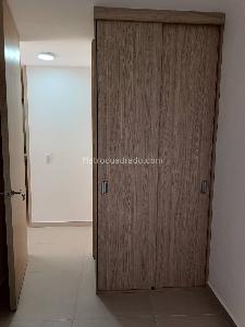 Apartamento de 3 alcobas en venta en Cerezo De Novaterra, Mosquera, 49 m² · foto 9 de 20
