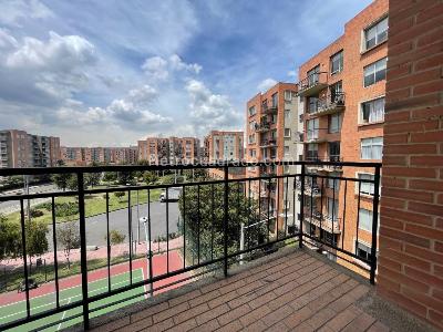 Apartamento en venta en El Roble Hacienda Alcala, Mosquera · foto 9 de 14