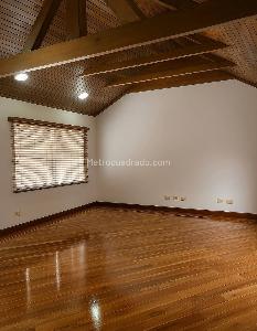 Casa de 5 alcobas en venta en Alhambra, Bogotá, 243 m² · foto 13 de 18