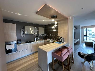 Apartamento de 3 alcobas en venta en Santa Barbara Oriental, Bogotá, 131 m² · foto 8 de 20