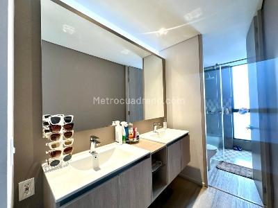 Apartamento de 3 alcobas en venta en Santa Barbara Oriental, Bogotá, 131 m² · foto 15 de 20