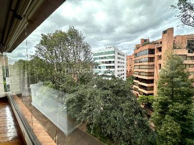 Apartamento de 3 alcobas en venta en La Cabrera, Bogotá, 370 m² · foto 5 de 20