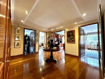 Apartamento de 3 alcobas en venta en La Cabrera, Bogotá, 370 m² · foto 8 de 20