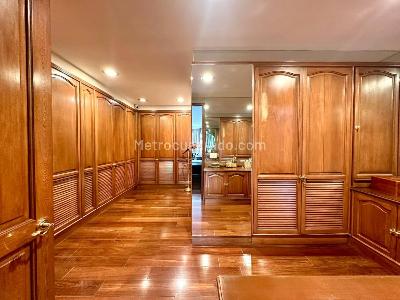 Apartamento de 3 alcobas en venta en La Cabrera, Bogotá, 370 m² · foto 19 de 20