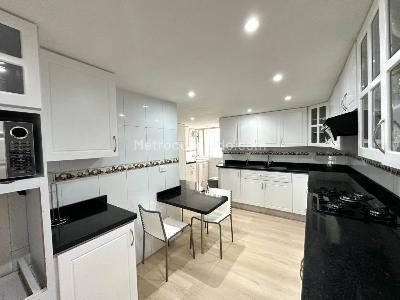 Apartamento en venta en Santa Barbara Oriental, Bogotá · foto 12 de 20