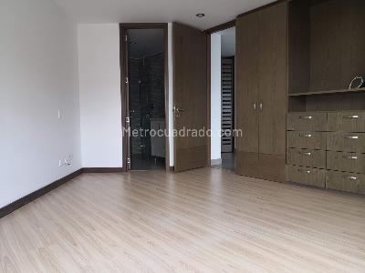 Apartaestudio en arriendo en Pasadena Alta, Bogotá · foto 3 de 9