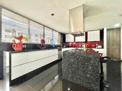 Apartamento de 5 alcobas en venta en Santa Barbara, Bogotá, 686 m² · foto 8 de 20