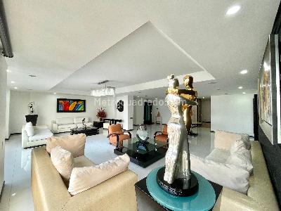 Apartamento de 5 alcobas en venta en Santa Barbara, Bogotá, 686 m² · foto 5 de 20