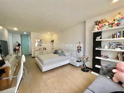 Apartamento de 5 alcobas en venta en Santa Barbara, Bogotá, 686 m² · foto 18 de 20