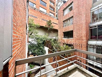 Apartamento de 1 alcoba en arriendo en Los Rosales, Bogotá, 85 m² · foto 15 de 19